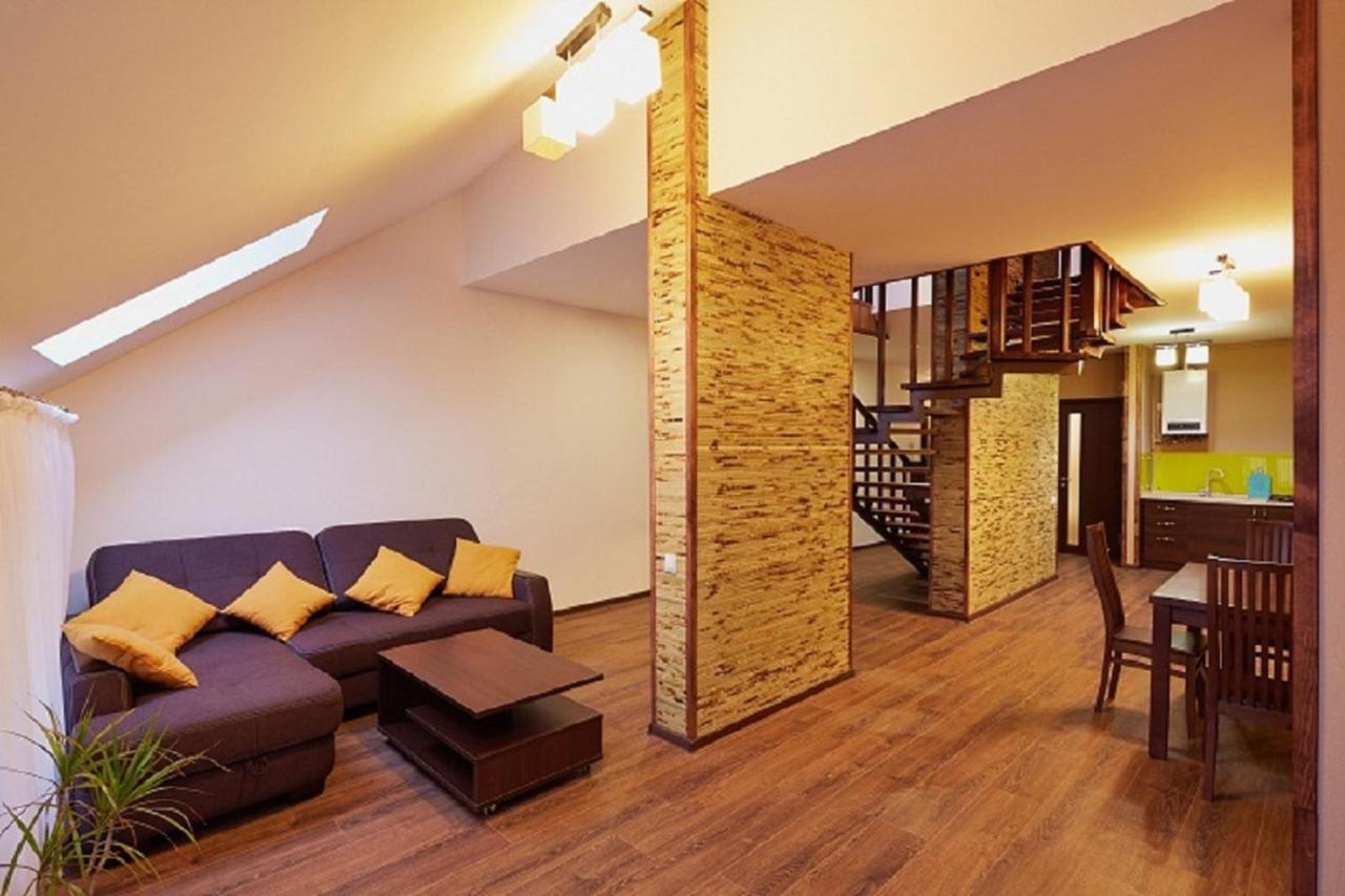 Apartment On Lychakivska Lviv Ngoại thất bức ảnh